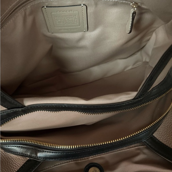 🌟NWOT🌟 Coach Kristy Color-block Shoulder Bag - Picture 5 of 10